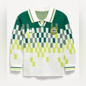 Old Navy Boys Long-sleeve Green/White
Soccer Sweater(Size 2T)